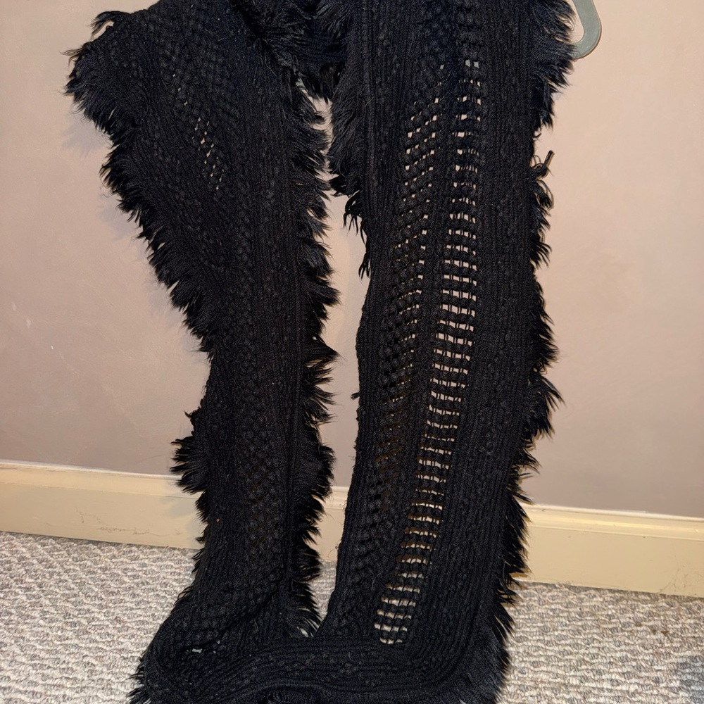Black Knit Fringe Scarf